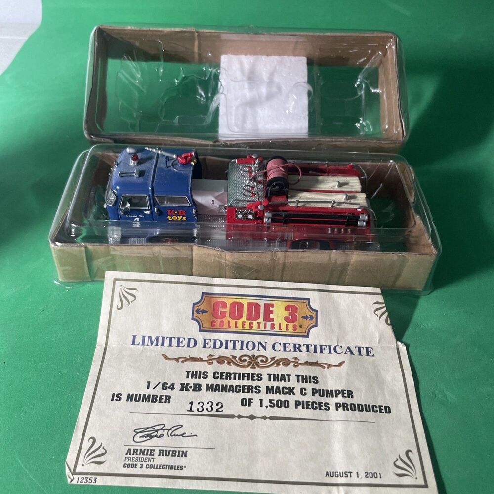 Code 3 Collectibles 2001 KB Toys Edition 1 of 1500 extremely rare KB Toys